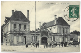 LENCLOITRE - Hôtel De Ville - Lencloitre