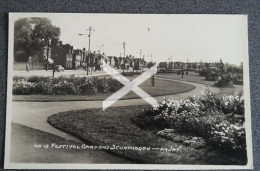 SCUNTHORPE FESTIVAL GARDENS OLD R/P POSTCARD LINCOLNSHIRE - Otros & Sin Clasificación