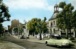 94* GENTILLY   Place Henri Barbusse  La Mairie (CPSM 9x14cm)  RL13.1418 - Gentilly