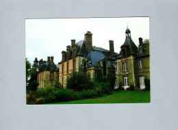 Thoiry (78) : Chateau Vu Du Jardin Corail - Thoiry