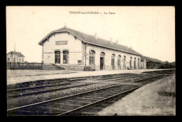 88 - THAON-LES-VOSGES - LES VOIES ET LA GARE DE CHEMIN DE FER - Thaon Les Vosges