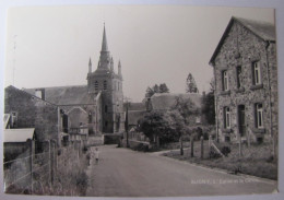 BELGIQUE - NAMUR - VRESSE-SUR-SEMOIS - SUGNY - L'Eglise Et Le Cercle - Vresse-sur-Semois