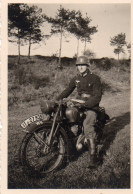 Photographie Photo Vintage Snapshot Moto Motocyclette Motocycle Militaire - Other & Unclassified