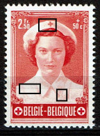 915  **  Point Rouge Et Points Sur Chemisier - 1931-1960