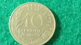 FRANSA-1985           10 CETİMES - 5 Centimes