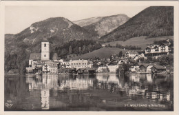 E4902) ST. WOLFGANG U. SCHAFBERG - FOTO AK - Häuser U. Kirche Spiegeln Sich Im Wasser ALT! - St. Wolfgang