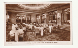 ROYAUME UNI . LONDRES . STRAND PALACE HOTEL . A CORNER OF THE RESTAURANT - Other & Unclassified