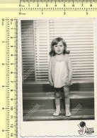 REAL PHOTO Kid Little Girl Fillette  VINTAGE SNAPSHOT - Anonyme Personen