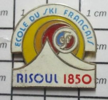 713M Pin's Pins / Beau Et Rare / SPORTS / ESF ECOLE DU SKI FRANCAIS RISOUL 1850 - Sports D'hiver