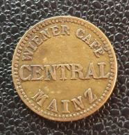 Jeton De Nécessité De Bière Allemagne "Wiener Café Central - Mainz (Mayence) Bon Pour Une Bière Bavaroise Seidel" - Monedas/ De Necesidad