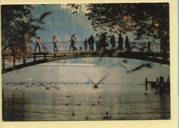 74. ANNECY – Le Pont Des Amours (animée) (voir Scan Recto/verso) - Annecy-le-Vieux