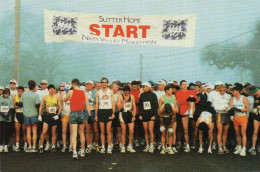 CPM GRAND FORMAT 1 - SPORT - ATHLETISME - COURSE A PIED - ETATS UNIS - USA - SUTTER HOME NAPA VALLEY MARATHON 2001 - Atletiek