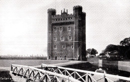BX80.  Vintage Postcard.  Tattershall Castle.  East. Lincolnshire - Andere & Zonder Classificatie