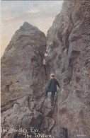 BX76. Vintage Postcard.  Man Climbing The Wrekin, The Needle's Eye. Shropshire - Shropshire