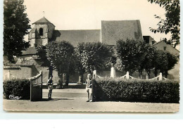 LERE - Entrée De La Mairie Et Le Monument - Lere