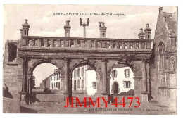 CPA - SIZUN (F) - L'Arc De Triomphe - N° 3362 - Coll. E. Hamonic - Sizun