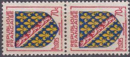 18064 Variété : N° 1045 Blason Marche Signature P. LOUIS Grasse Tenant à Normal   ** - Unused Stamps