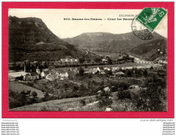 CPA  (Réf : C033) 805. BAUME-LES-DAMES (25 DOUBS) Cour Les Baumes - Baume Les Dames