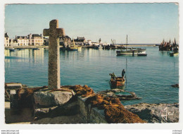 29 LE GUILVINEC N°3140 Un Coin Du Port Vers Léchiagat Croix Bateaux De Pêche Phare VOIR DOS En 1968 - Guilvinec