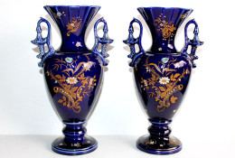 FIVES LILLES - PAIRE DE VASE BALUSTRE SUR PIEDOUCHE En FAIENCE DE BRUYN EMAILLÉ DEBUT XXe 30cm / ART DECORATIF (0901.17) - Vases