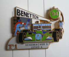 PIN'S  FORMULE 1 -  Schumacher Benetton 94  (JFG Fabricant Miami) - F1