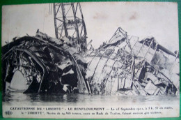 Cpa CATASTROPHE Du BATEAU LIBERTE à TOULON En 1911 LE RENFLOUEMENT , EDITEUR E LE DELEY - Disasters