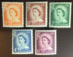 New Zealand 1955 - 1959 Definitives 5 Values MNH - Unused Stamps