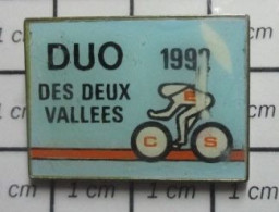 715A Pin's Pins / Beau Et Rare / SPORTS / CYCLISME DUO DES DEUX VALLEES 1992 - Cyclisme