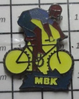 715A  Pin's Pins / Beau Et Rare / SPORTS / CYCLISME VELO VTT MBK - Cyclisme