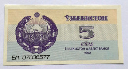 UZBEKISTAN  - 5 SO'M - P 63 (1992) - UNC - BANKNOTES - PAPER MONEY - CARTAMONETA - - Ouzbékistan