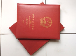 CHINE TIMBRES ANNEE 2000 DANS LIVRET SPECIAL COMMEMORATIF - Lettres & Documents