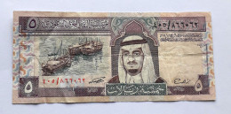 SAUDI ARABIA 5 RIYALS - P 22 (1983) - CIRC - BANKNOTES - PAPER MONEY - CARTAMONETA - - Saudi-Arabien