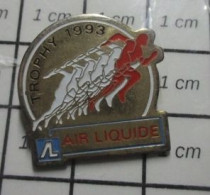 713M Pin's Pins / Beau Et Rare / SPORTS / AIR LIQUIDE TROPHY 93 ATHLETISME - Atletica