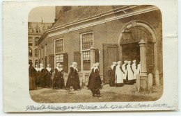 Pays-Bas - AMSTERDAM - Burgersweeshuis Orphanage - Procession De Religieuses - Amsterdam