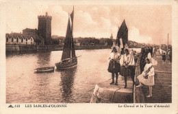 FRANCE - Les Sables D'Olonne - Vue Générale Sur Le Chenal Et La Tour D'Arundel - Animé - Carte Postale Ancienne - Sables D'Olonne