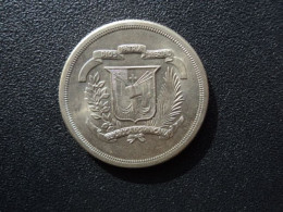 RÉPUBLIQUE DOMINICAINE * :1/2 PESO   1979  KM 52     SUP+/SUP - Dominicaine