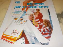 ANCIENNE PUBLICITE  TROP RAFFINEE POUR UN HOMME CIGARETTE KIM  1975 - Altri & Non Classificati