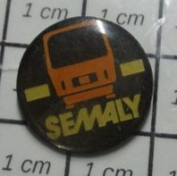 713H Pin's Pins / Beau Et Rare / TRANSPORTS / SEMALY LYON TRAMWAY METRO TRAIN ? - Transports