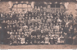 CARTE PHOTO GENERALE D'UNE ECOLE SIGNEE BERTHE MAUGE - To Identify