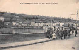 AIXE-sur-VIENNE (Haute-Vienne) - Le Pont - Arrivée Du Tramway - Aixe Sur Vienne