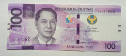 Philippines P100 Year 2023 - Marcos / Medalla - Filippine