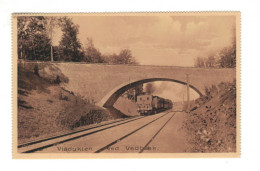 DH1772 - DENMARK - VIADUKTEN Ved VEDBÆK - RAILWAY WITH TRAIN - Dänemark