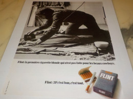 ANCIENNE  PUBLICITE  PAS FAITES POUR LES BEAUX COWBOYS CIGARETTE FLINT  1972 - Andere & Zonder Classificatie