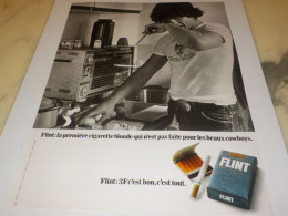 ANCIENNE  PUBLICITE  PAS FAITES POUR LES BEAUX COWBOYS CIGARETTE FLINT  1972 - Other & Unclassified