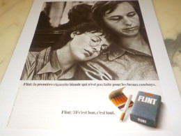 ANCIENNE  PUBLICITE  PAS FAITES POUR LES BEAUX COWBOYS CIGARETTE FLINT  1972 - Altri & Non Classificati