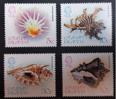 Coquillages Shells // Série Complète Neuve ** MNH ; Caïmans YT 451/454 (1980) Cote 5 € - Cayman (Isole)