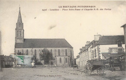 CPA 22 Côtes D'Armor LOUDEAC - Place Notre Dame Et Chapelle ND Des Vertus - Loudéac