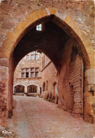 Cite Medievale De PEROUGES La Porte D En Haut Au Fond Maison Vernay 18(scan Recto-verso) MA2257 - Pérouges