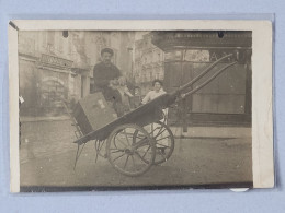 Paris  Carte Photo , Livreur Avec Charette à Bras - Straßenhandel Und Kleingewerbe