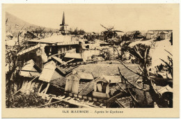 ILE MAURICE - Après Le Cyclone - Missions Pères Du St Esprit - Maurice